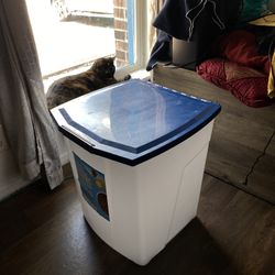 50lb Pet Food Container