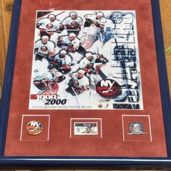 NY Islanders 99 to 2000 Memorabilia Display 