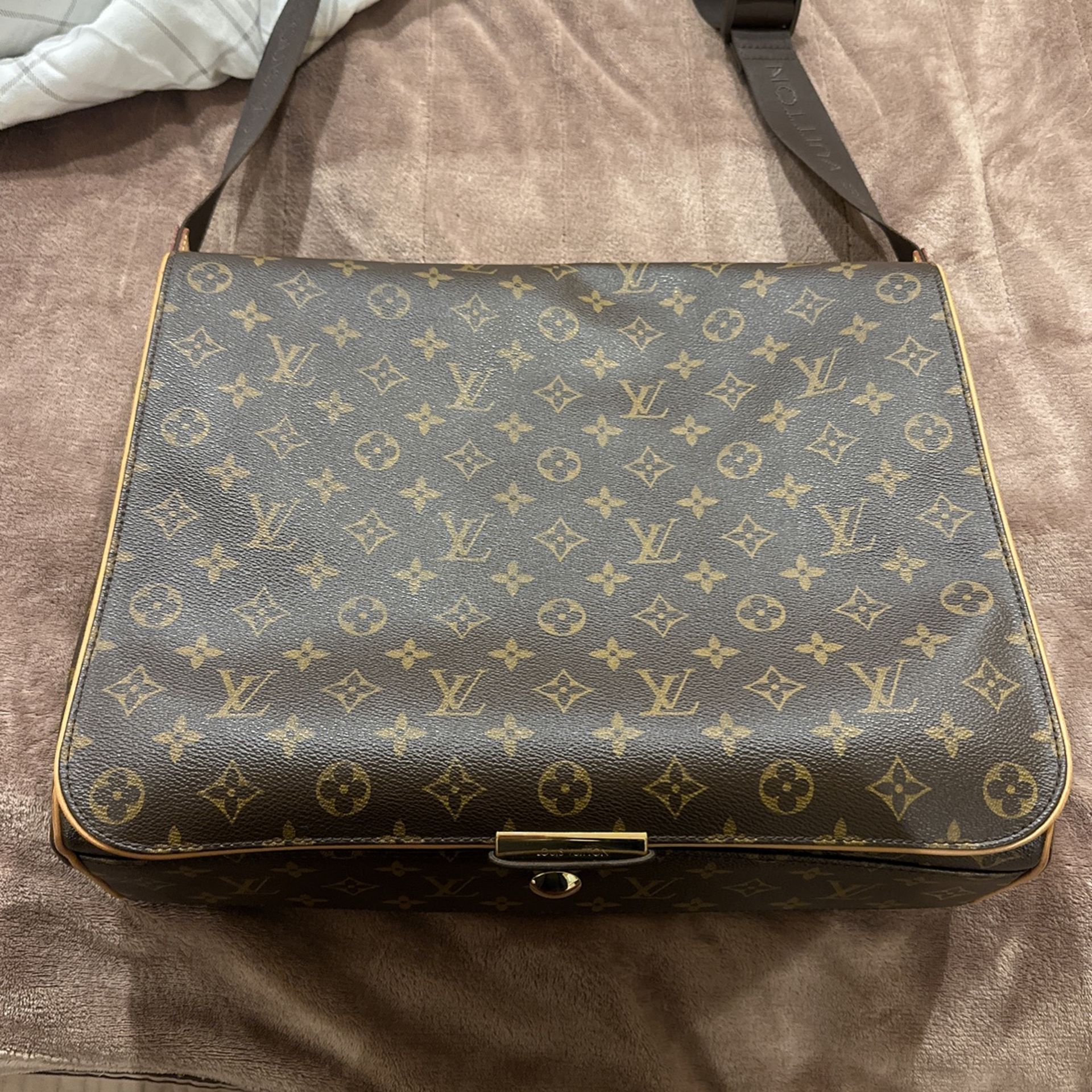 Louis Vuitton Monogram Canvas Abbesses Messenger Bag