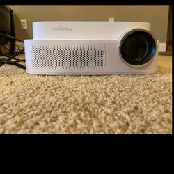 PROJECTOR 
