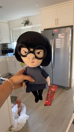 Edna Plushie Brand New w Tag