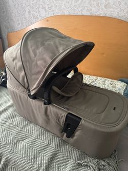 Joolz ear 2 bassinet