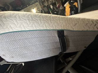 Queen mattress