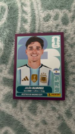 Julian Alvarez purple frame