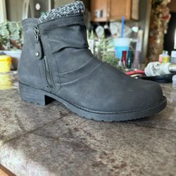 Woman’s Winter Boots 