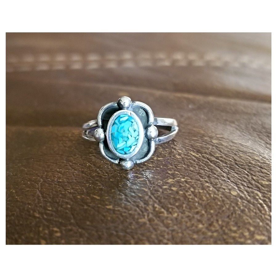 VTG. TURQUOISE/ STERLING SILVER RING- SIZE     5 or 15.8mm