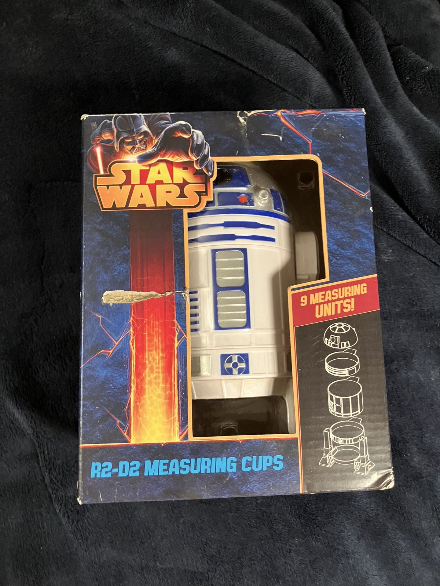R2-D2 measuring cups