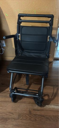 Silla para niños Nueva en MesquiteTexas, $ 100 Dlls, precio fijo
