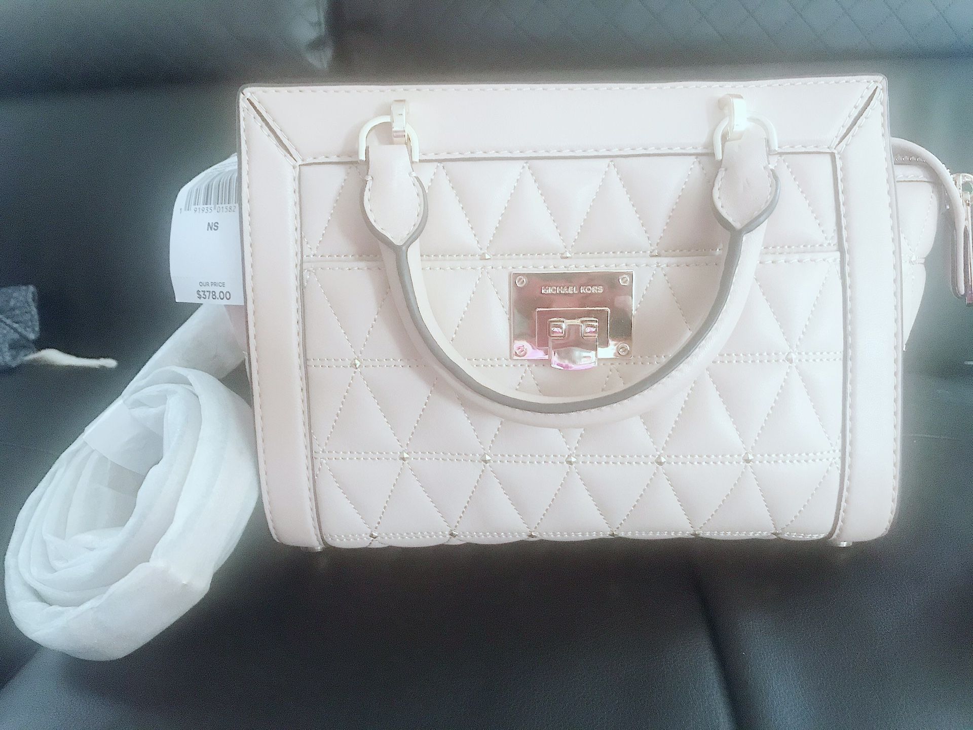 Micheal kors messenger bag
