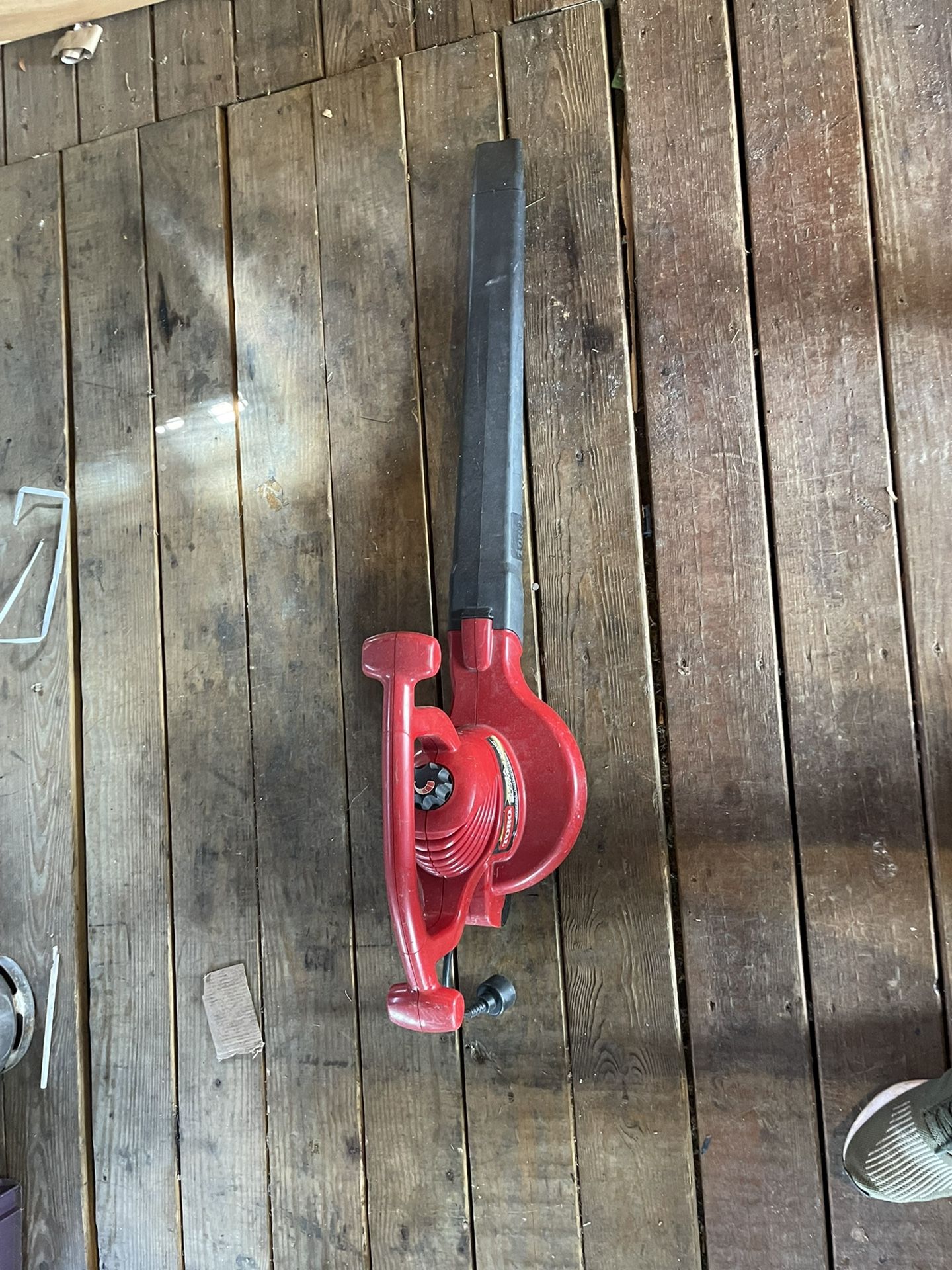 Leaf Blower