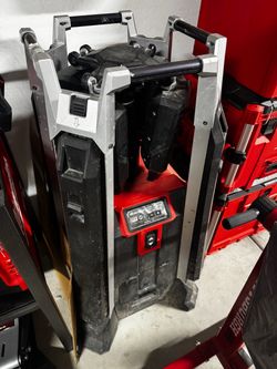 Milwaukee MX Rocket Tower light