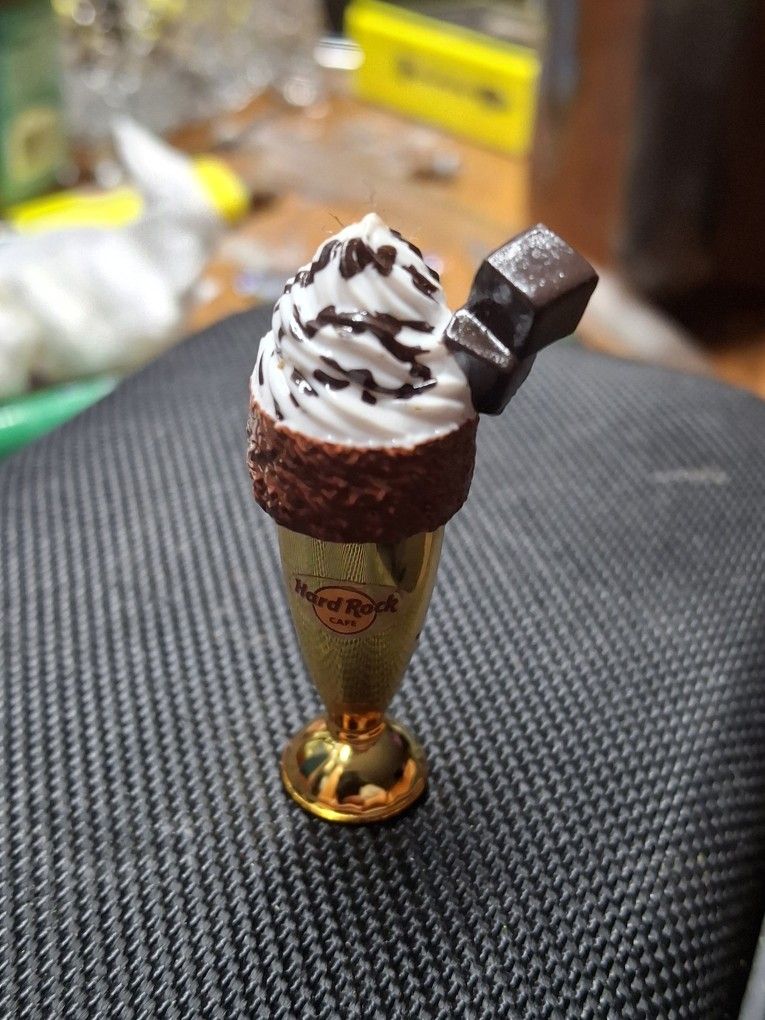 Zuru Minis HARD ROCK CAFE