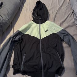 nike windbreaker 