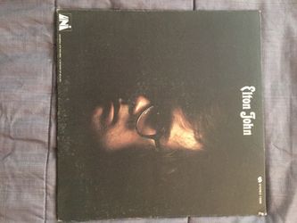 Elton John Original 70's vinyl, works great!