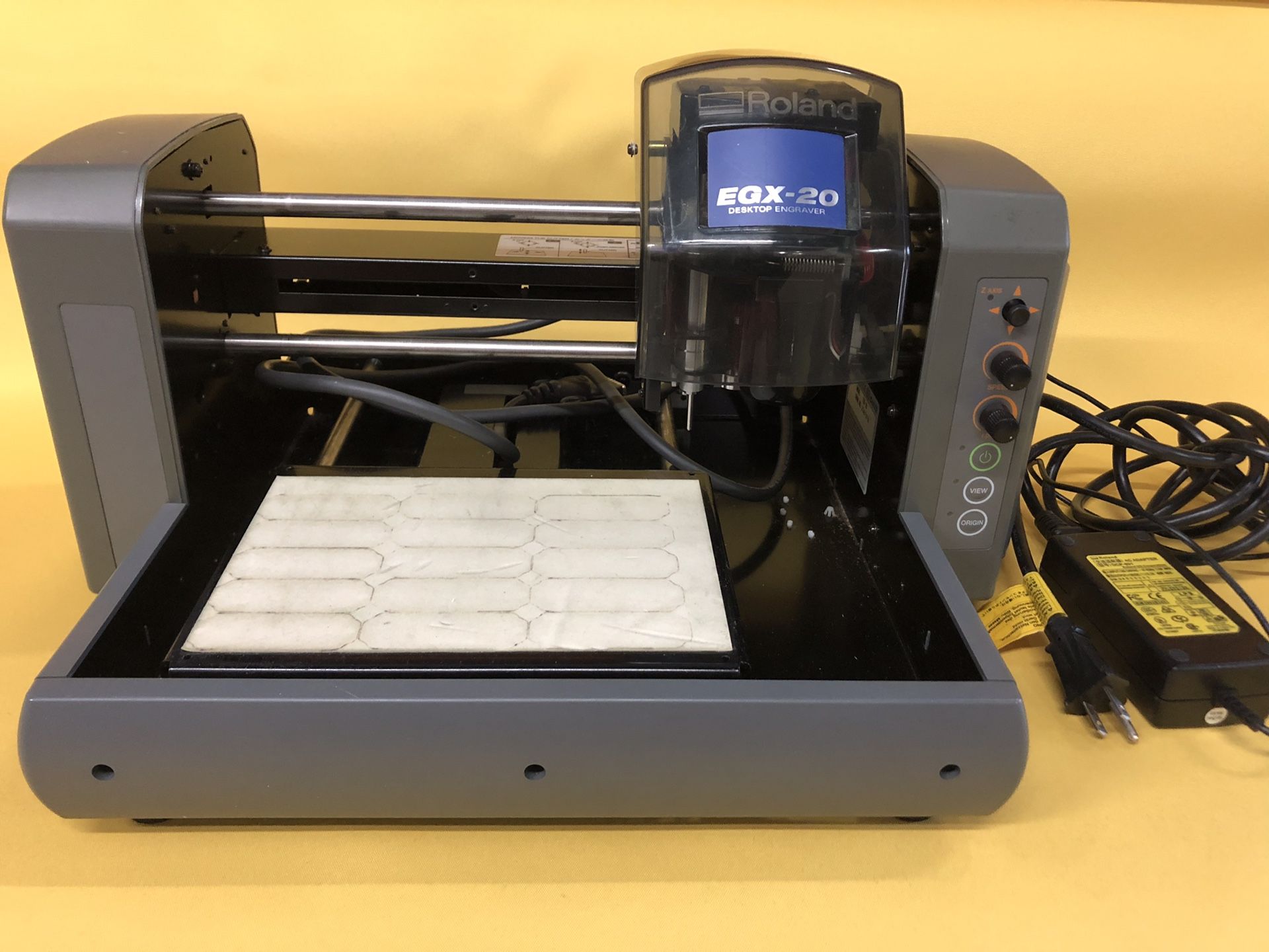 Roland EGX-20 Desktop Rotary Engraver