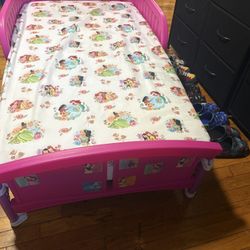 Girls Bed W/ Mattress And Bedding
