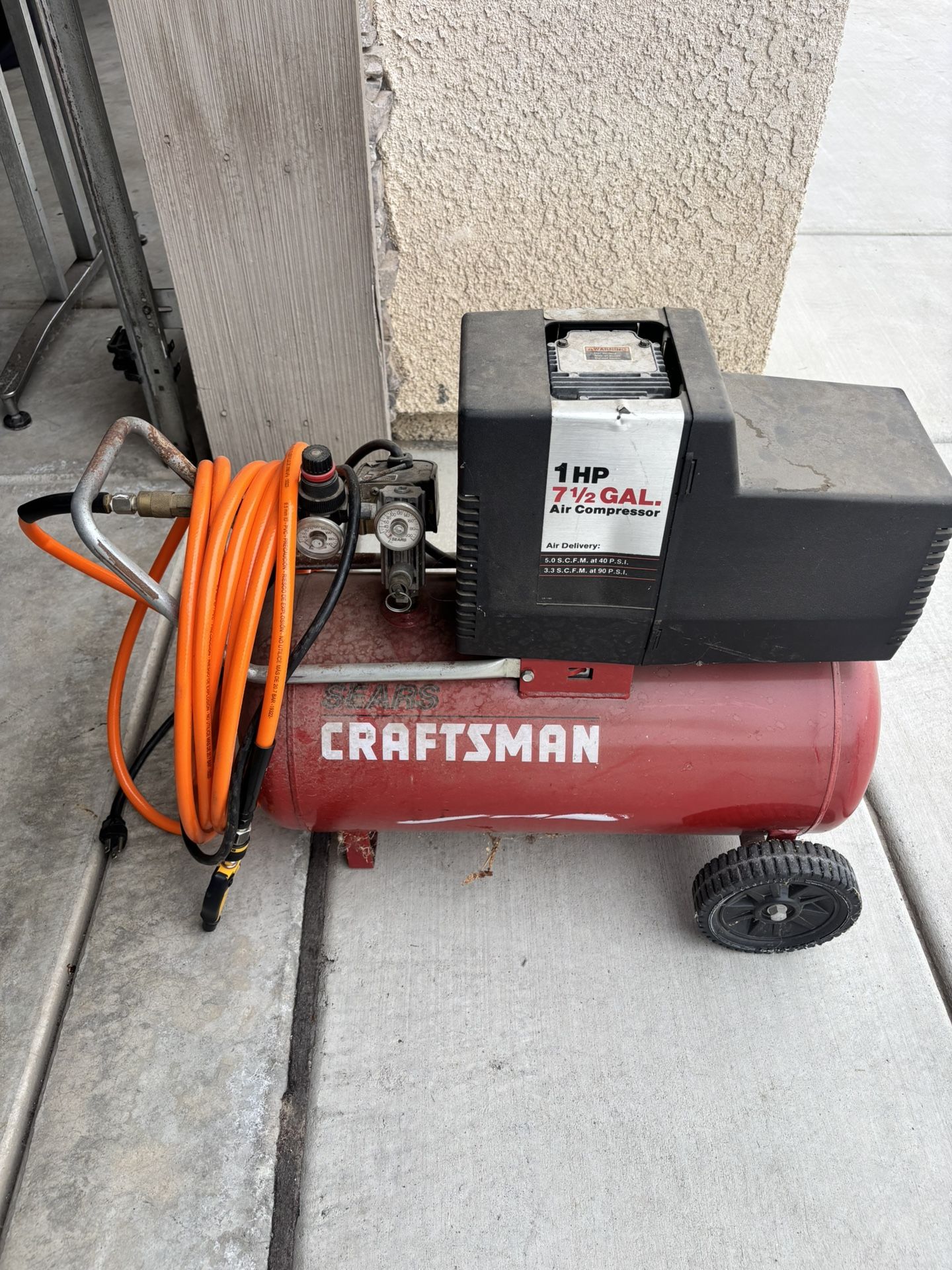 Air Compressor With Hose 