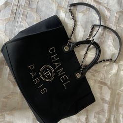 Chanel Tote (large)