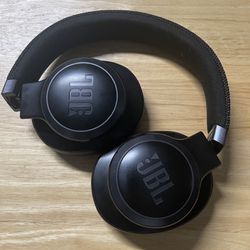 JBL LIVE660NC Noise Cancelling Headphones