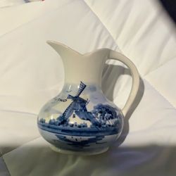 4.5” L X 4” W X 4.5 D Ceramic Delft Holland Pitcher#210 Collectible 