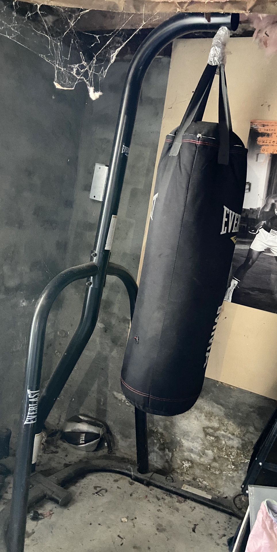 PUNCHING BAG & STAND , great shape $40