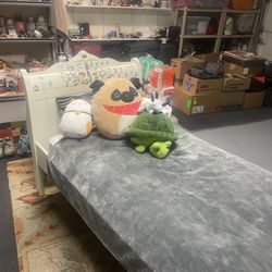 Free twin bed, sleigh bed style pottery, barn