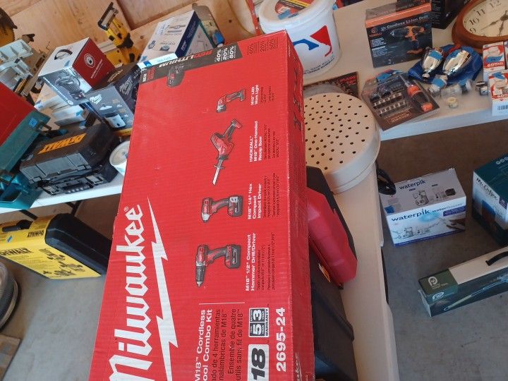 Milwaukee 4 Tool Set New In The Box