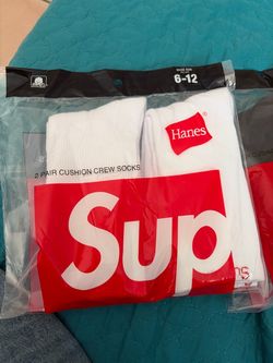 Supreme socks