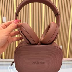 Beats Pro By Kim Kardashan