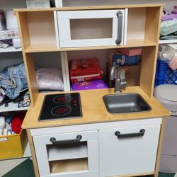 Kids Wooden Play Kitchen 