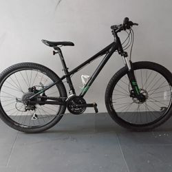 BICYCLE GIANT 21 SPEED SIZE 27,5 BRAND NEW 