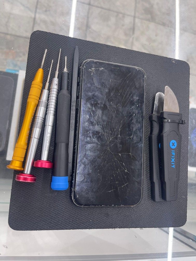 IPhone 11 screen replacement 