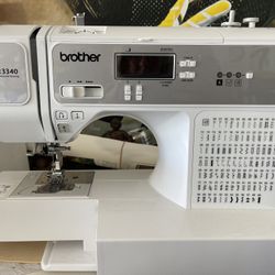 Brother XR3340 Advanced Computerized LCD Sewing and Quilting Machine
