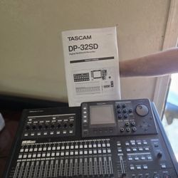 🎧 TASCAM DP-32SD Digital Multitrack Recorder – 32 Track Studio Mixer 🎚️
💰 Price: $290 (set your price)
📍 Location: Phoenix, AZ
