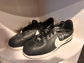 Mc magic and Jayroxxx autographed Cortez