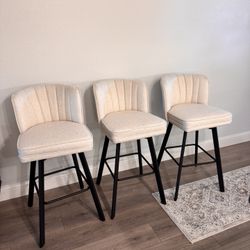 Brand New Bar stools 