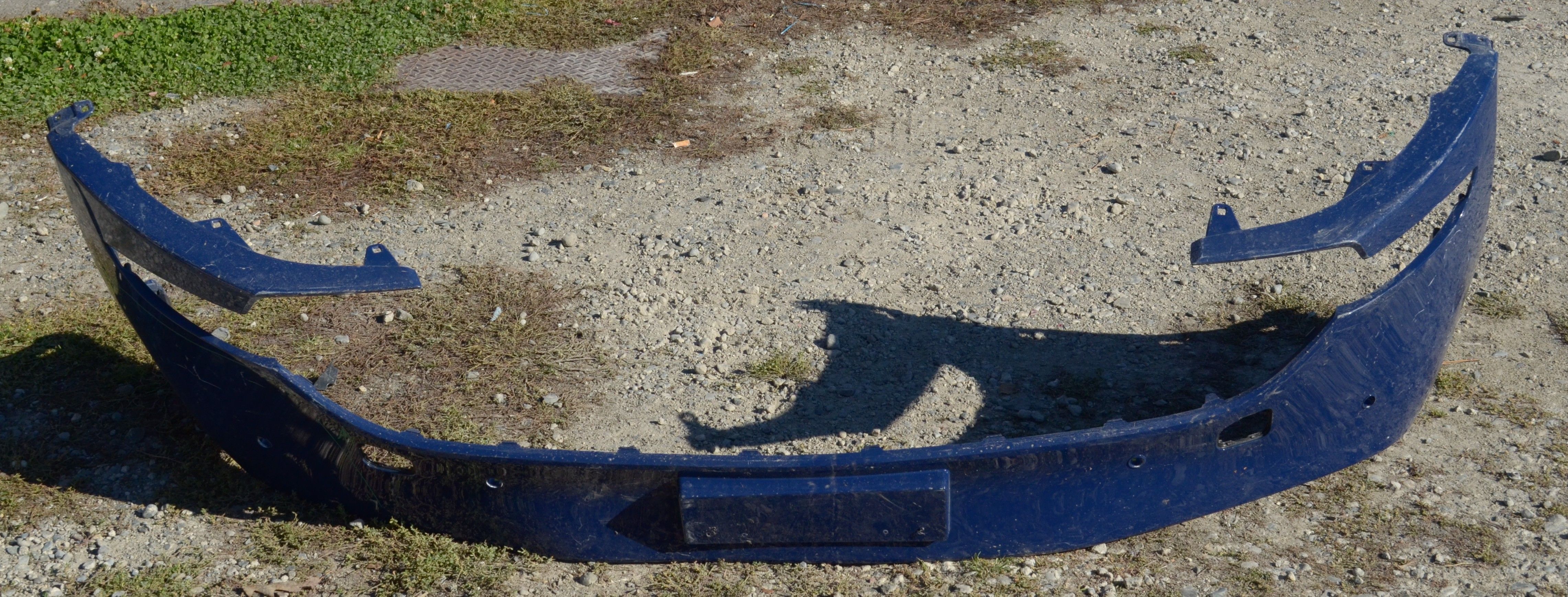 USED REF#U0253 || 2023-2024 TOYOTA PRIUS || FRONT BUMPER COVER ONLY