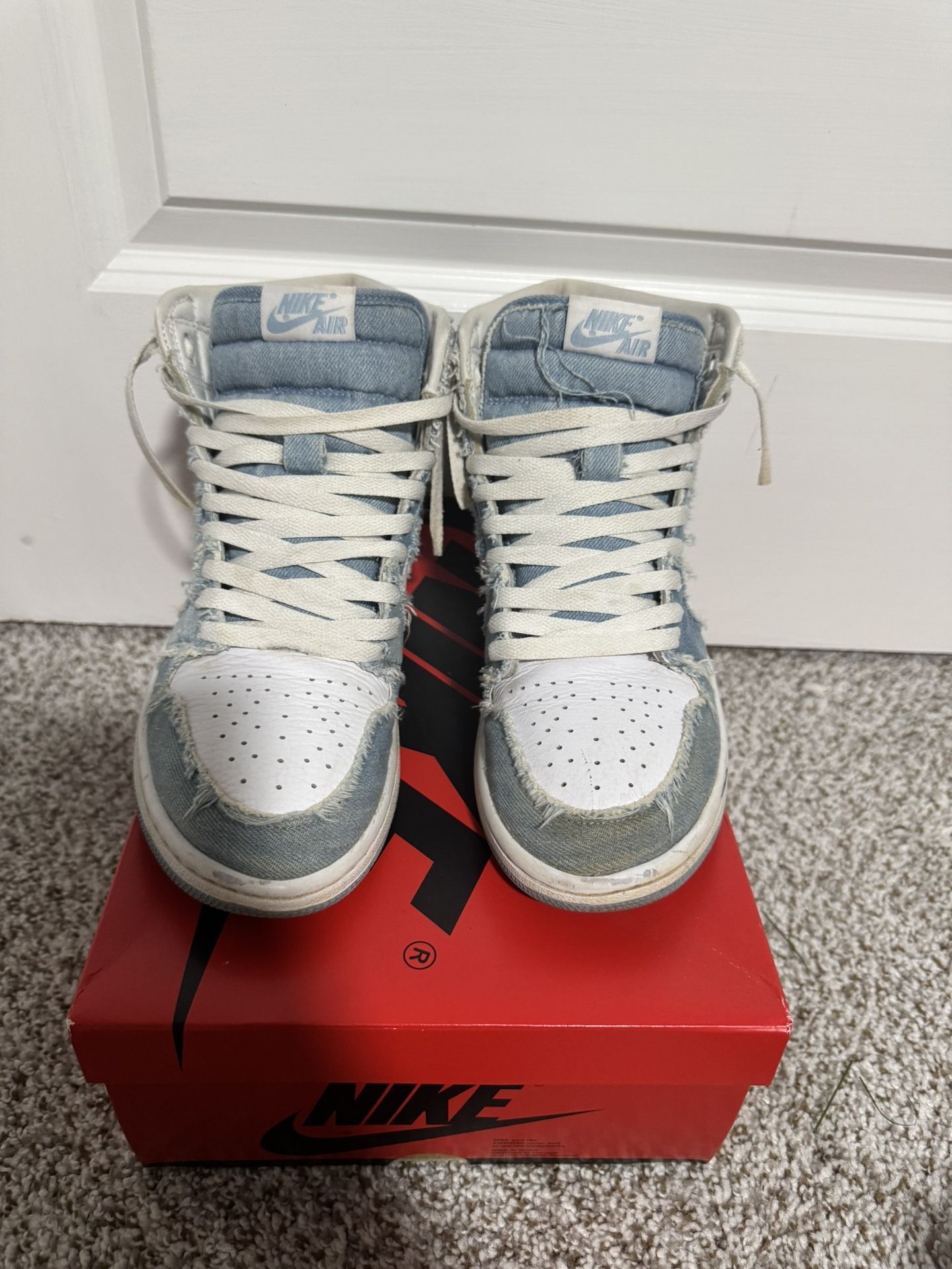 Air Jordan 1 Retro High OG Denim