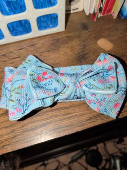 Girl head bow wrap
