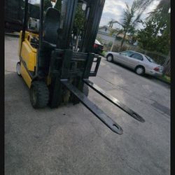 Yale Forklift 