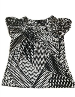 Black & White L Geometric Blouse Women’s Top