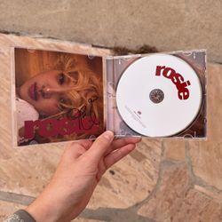 BLACKPINK Rose Rosie Jewel Case Signed Version CD with Lyric Book