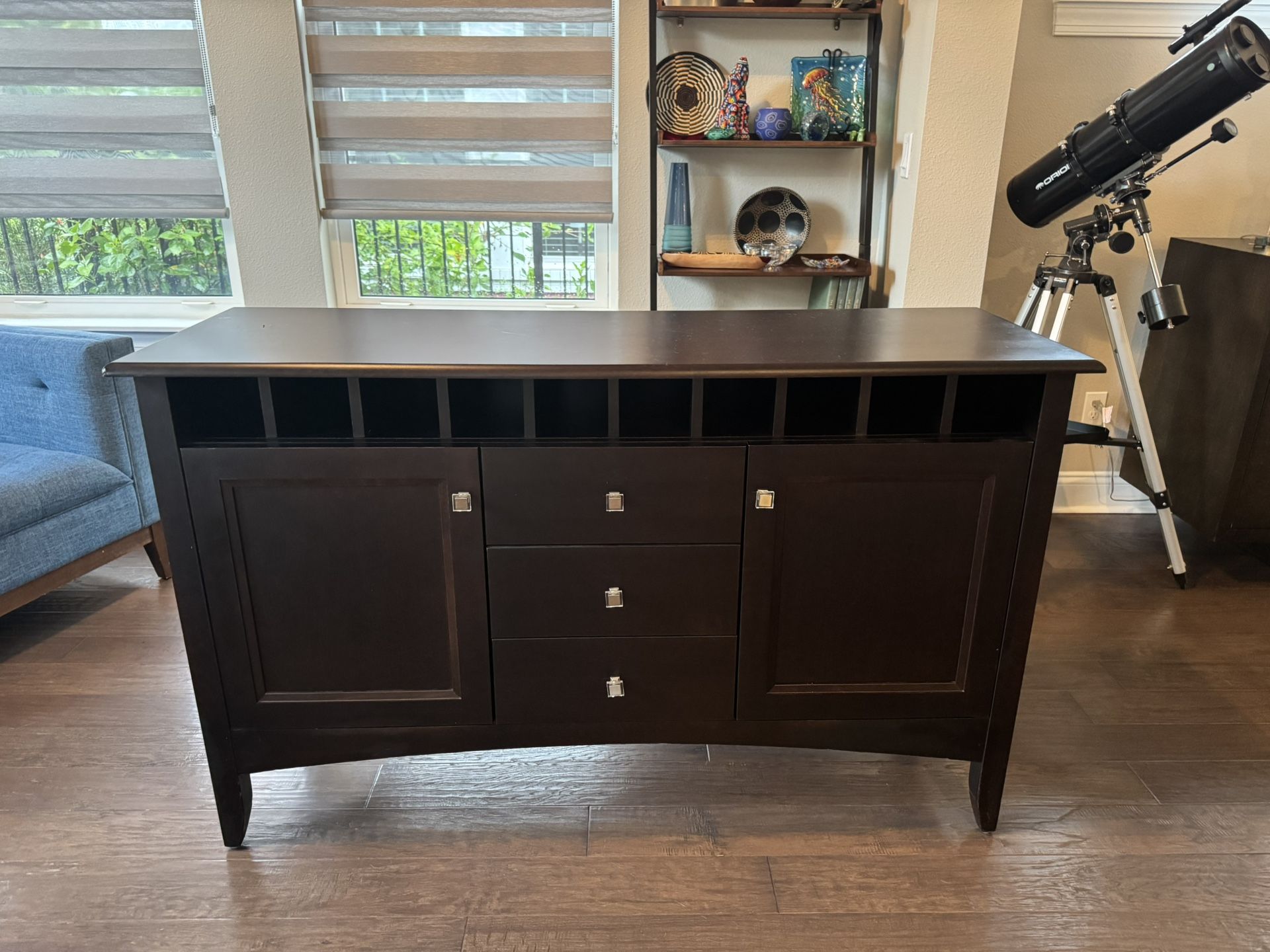 Buffet Table