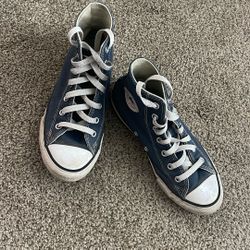 Converse Size 2.5