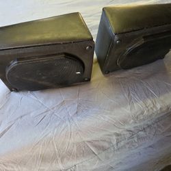 PAIR OF CAR SPEAKERS JBL COVERED IN BLACK