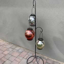 Outdoor/ Indoor Decor 