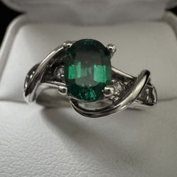 Sterling Silver ~7x5MM Oval Emerald & Cubic Zirconia Bypass Ring Size 8