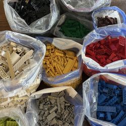 Huge Lot Of Legos 