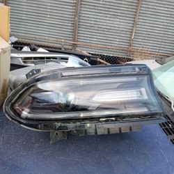 2018-2020 Dodge Charger Headlights 