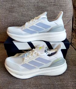 Size 8 Women's - Brand New Adidas Ultraboost 5X Shoes